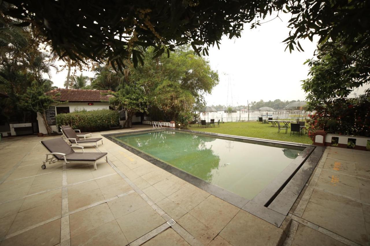 Heritage Methanam Kochi Exterior photo